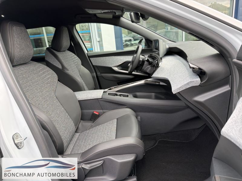Peugeot 5008 III 1.2I HYBRID -136 – BV E-DCS6 ALLURE — photo 9