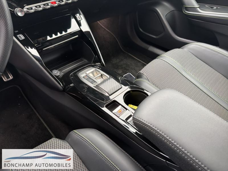 Peugeot 2008 II 1.2I PURETECH 12V S&S – 130 – BV EAT8 GT — photo 11