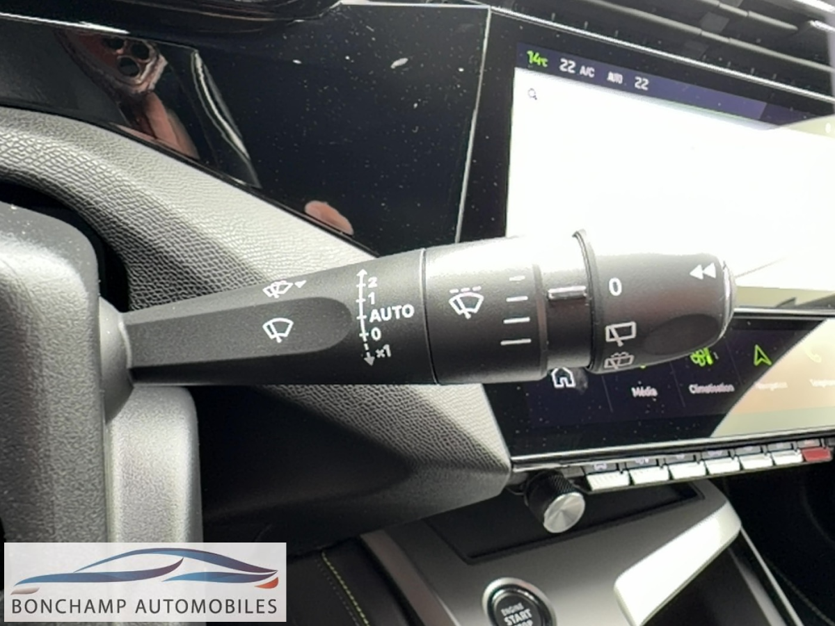 Peugeot 308 III 2021 1.2I HYBRID – 136 – BV E-DCS6 GT — photo 17
