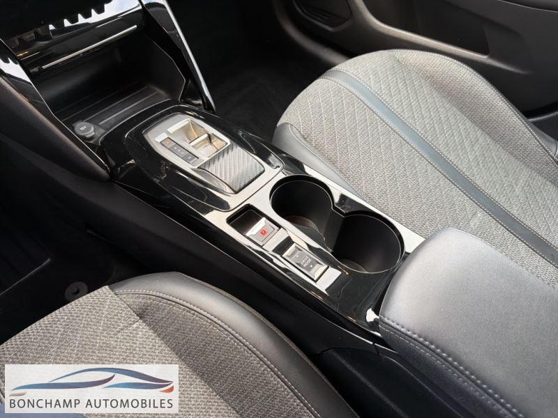 Peugeot 208 II 1.2I HYBRID – 100 – BV E-DCS6 ALLURE — photo 13