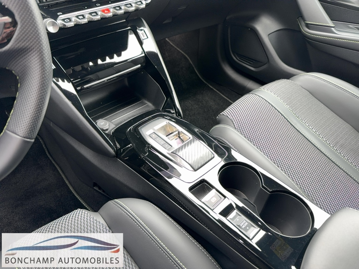 Peugeot 208 II 1.2I HYBRID – 145 – BV E-DCS6 GT — photo 13
