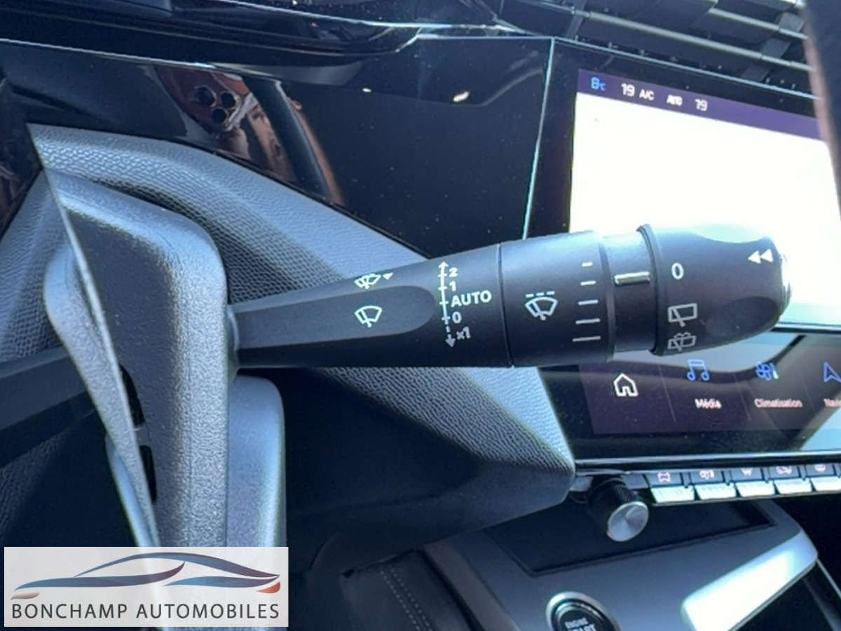 Peugeot 308 III 2021 1.5 BLUEHDI S&S – 130 – BV EAT8 ALLURE — photo 16