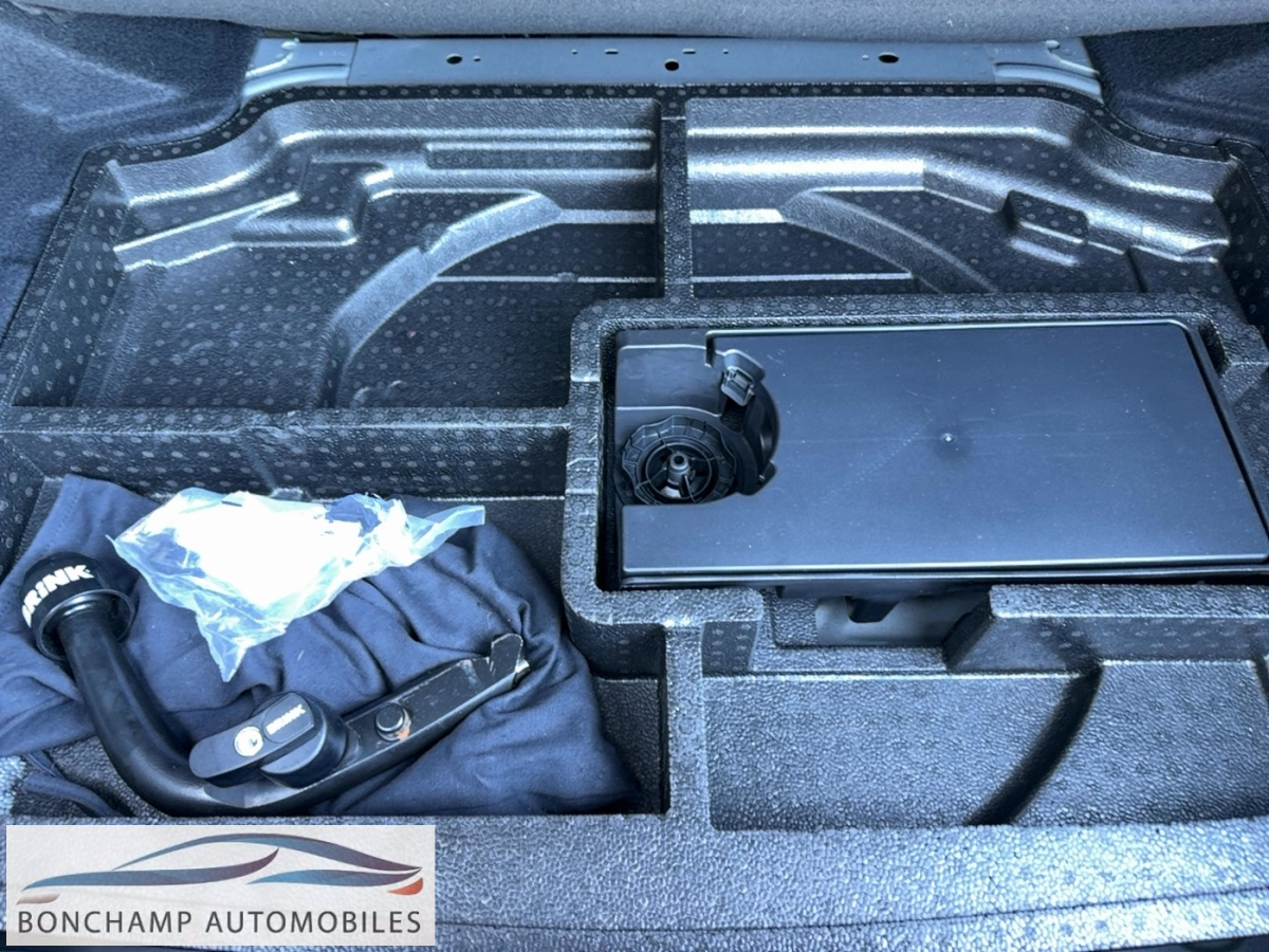 Peugeot 308 III 2021 1.5 BLUEHDI S&S – 130 – BV EAT8 ALLURE — photo 25