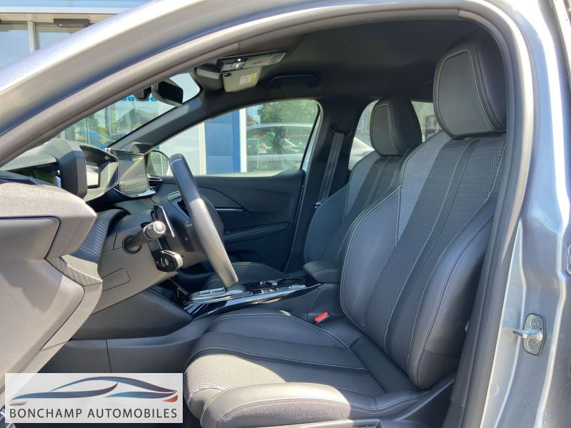 Peugeot 208 II 1.2I HYBRID – 136 – BV E-DCS6 GT — photo 15