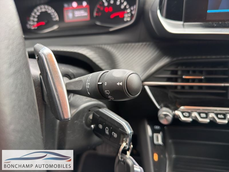 Peugeot 208 II 2019 1.2I PURETECH 12V S&S – 100 – BV EAT8 STYLE — photo 17