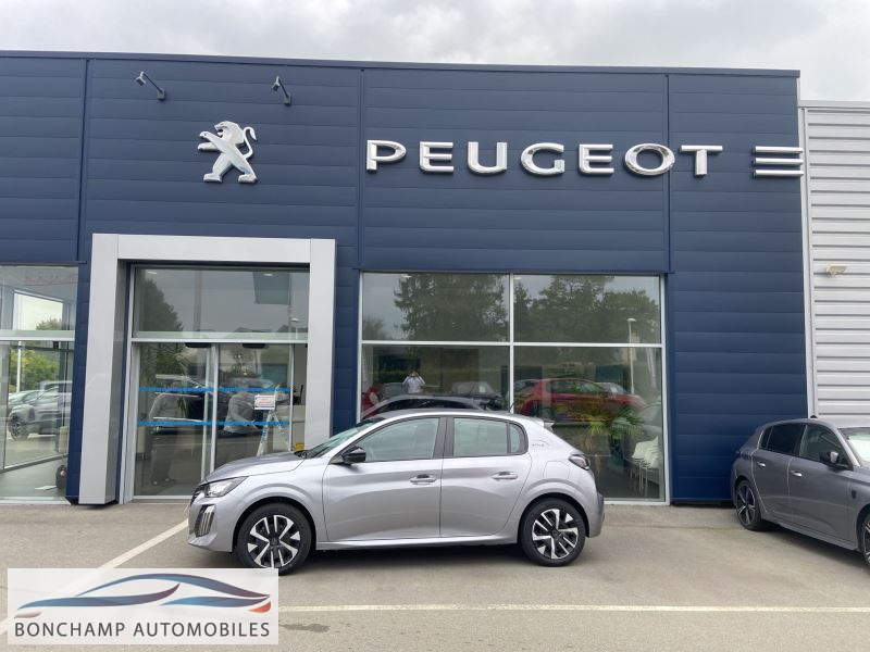Peugeot 208 II E-208 – 136 STYLE