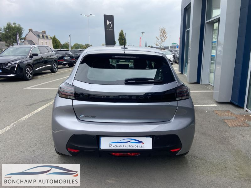 Peugeot 208 II E-208 – 136 STYLE — photo 6