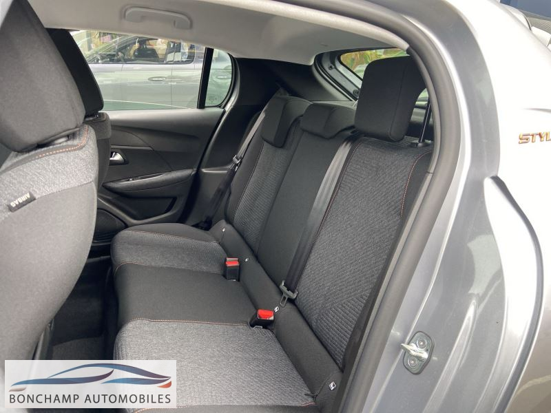 Peugeot 208 II E-208 – 136 STYLE — photo 9