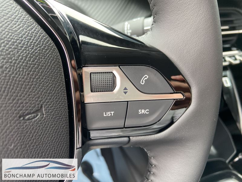 Peugeot 208 II E-208 – 136 STYLE — photo 16