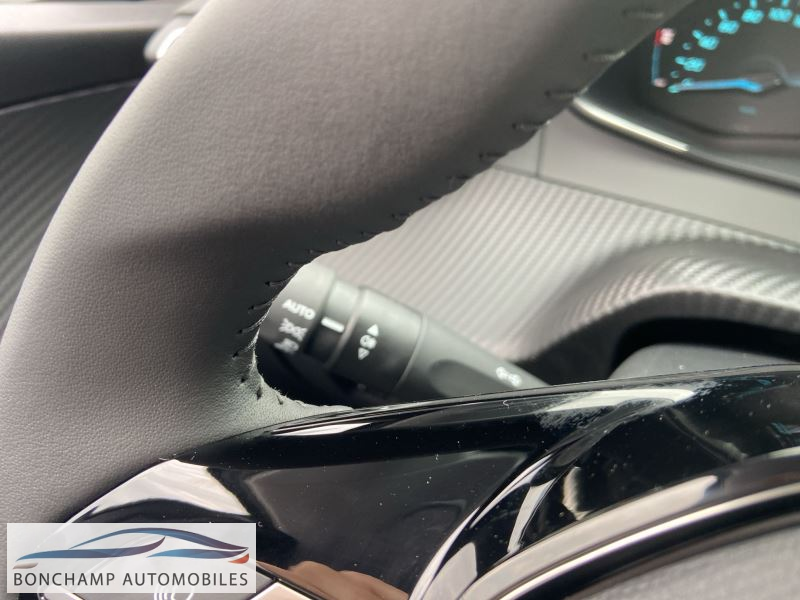 Peugeot 208 II E-208 – 136 STYLE — photo 18
