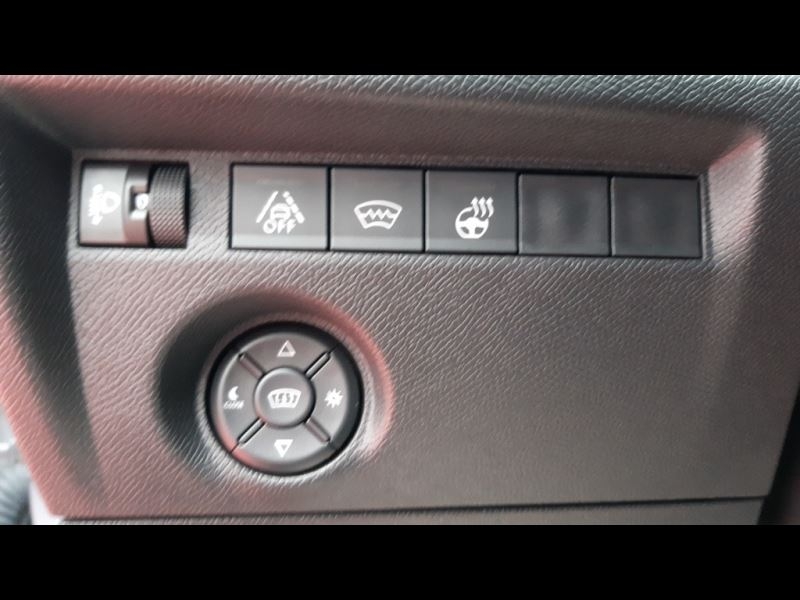 Citroën C4 (3) PureTech 130 S&S EAT8 Feel Pack — photo 19