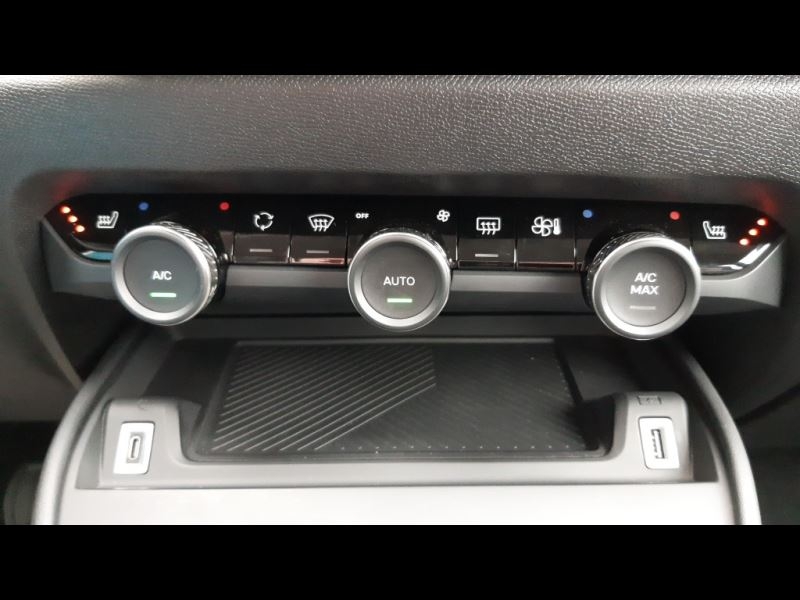 Citroën C4 (3) PureTech 130 S&S EAT8 Feel Pack — photo 29
