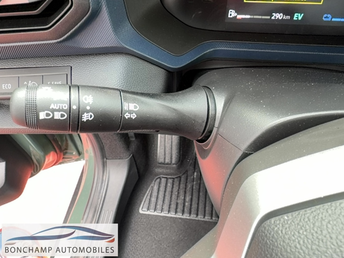 Dacia DUSTER III 1.6 HYBRID – 140 JOURNEY — photo 16