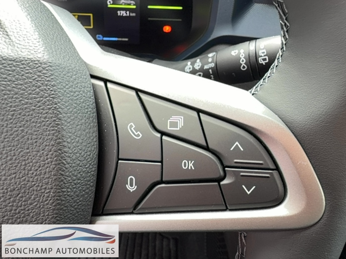 Dacia DUSTER III 1.6 HYBRID – 140 JOURNEY — photo 19