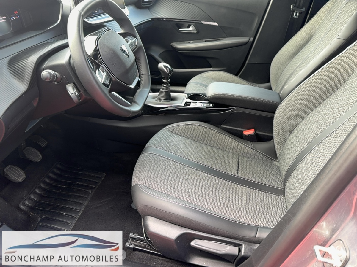 Peugeot 208 II 2019 1.2I PURETECH 12V S&S – 100 ALLURE — photo 12