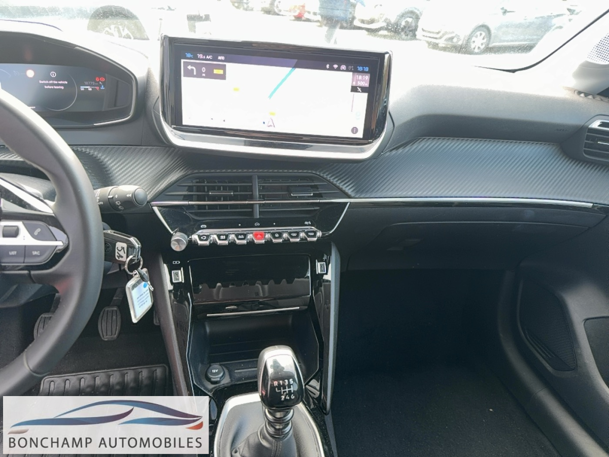 Peugeot 208 II 2019 1.2I PURETECH 12V S&S – 100 ALLURE — photo 21