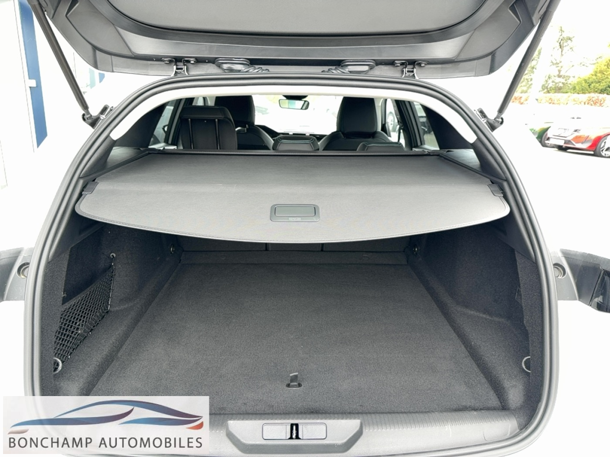 Peugeot 308 III SW 2021 1.5 BLUEHDI S&S – 130 – BV EAT8 ALLURE — photo 9