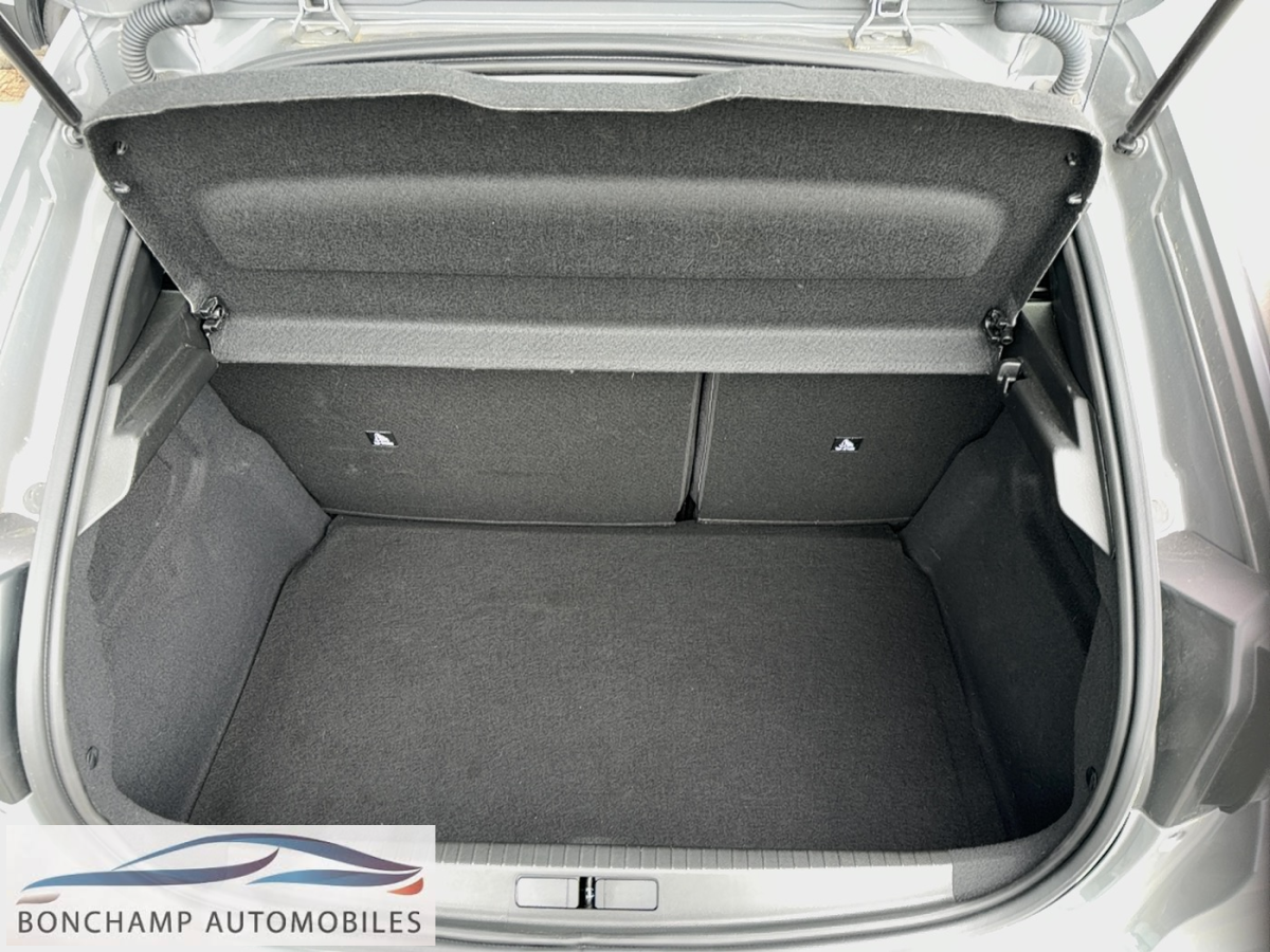 Peugeot 208 II 2019 1.2I PURETECH 12V S&S – 100 ALLURE — photo 9