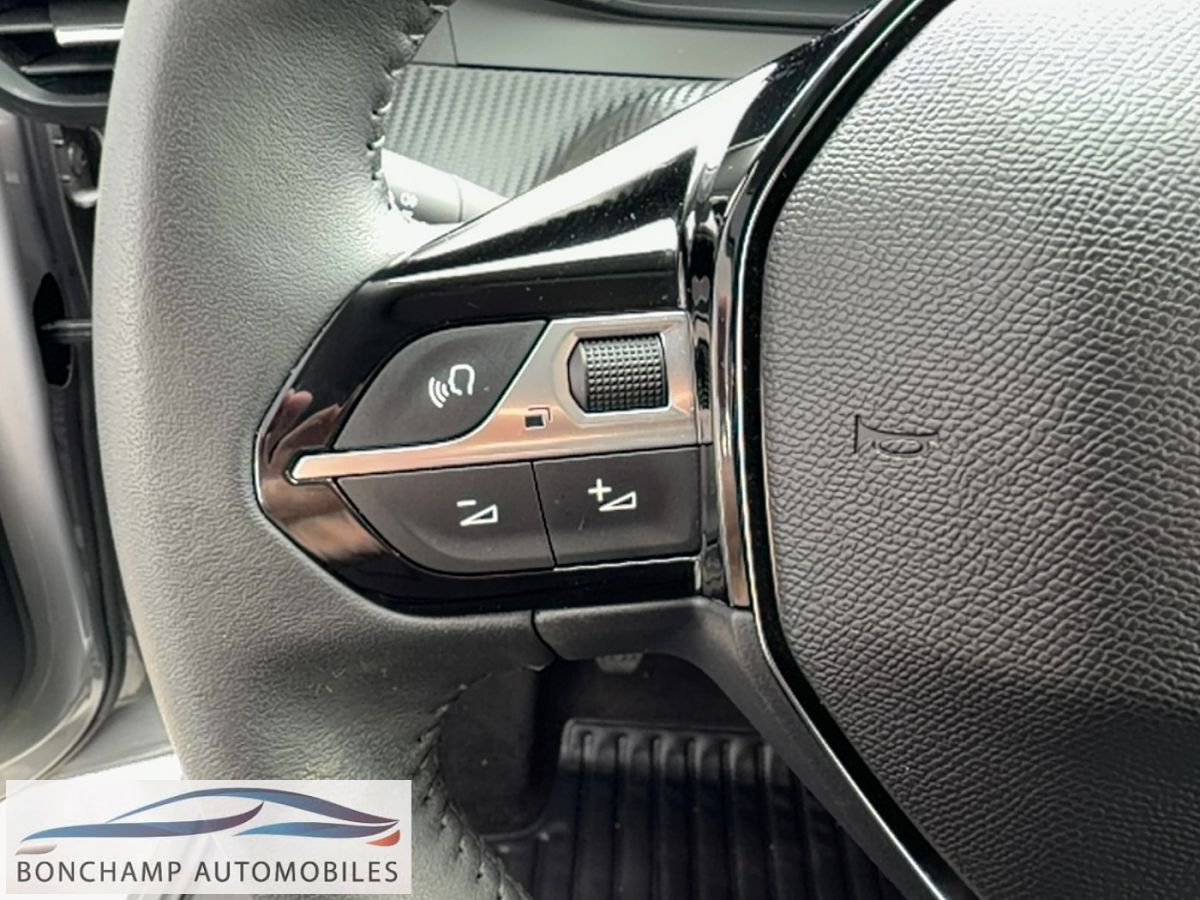 Peugeot 208 II 2019 1.2I PURETECH 12V S&S – 100 ALLURE — photo 16
