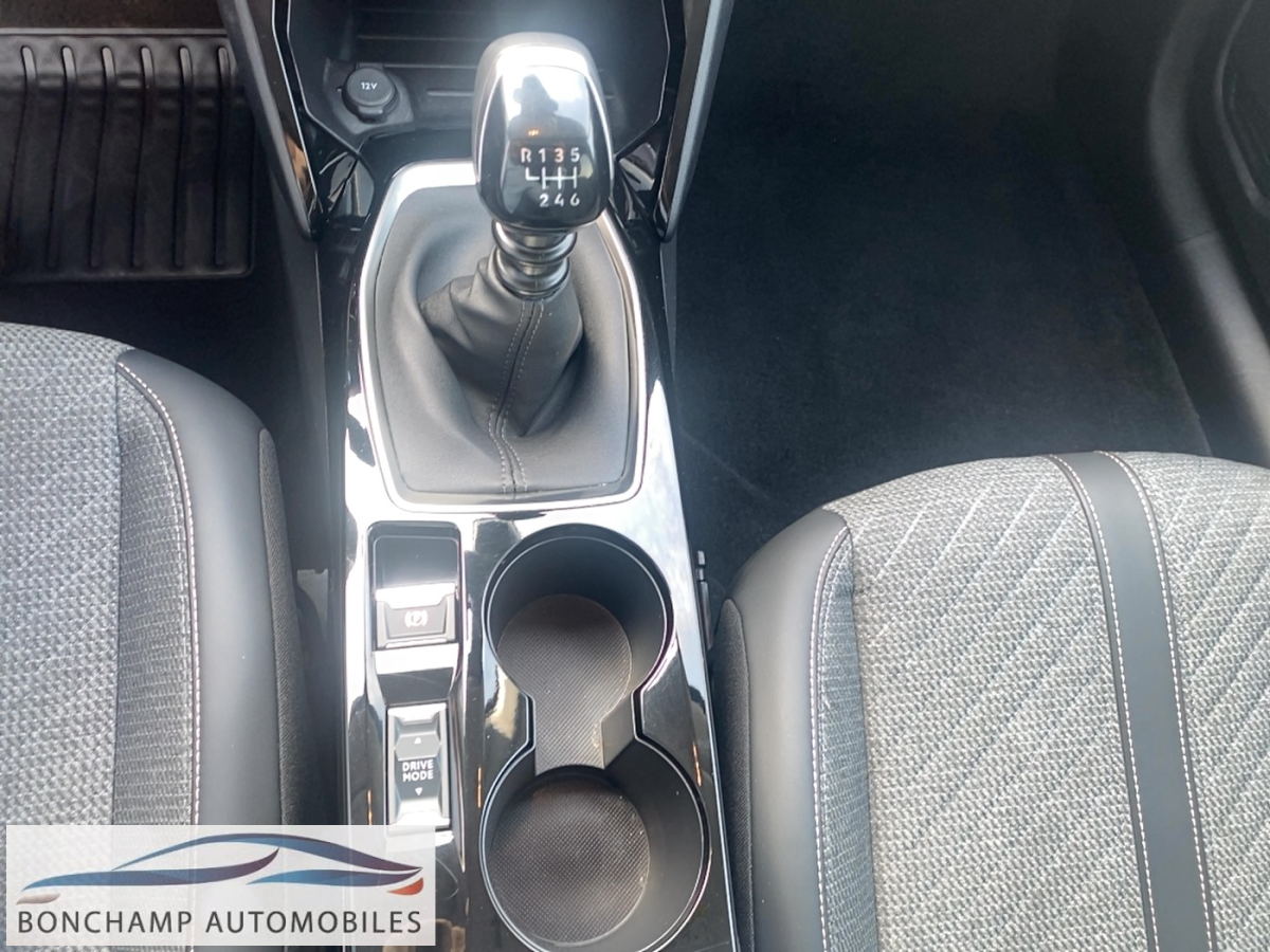 Peugeot 208 II 2019 1.2I PURETECH 12V S&S – 100 ALLURE — photo 17