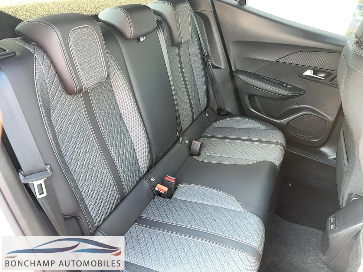Peugeot 2008 II 2019 1.2I PURETECH 12V S&S – 100 ALLURE — photo 9