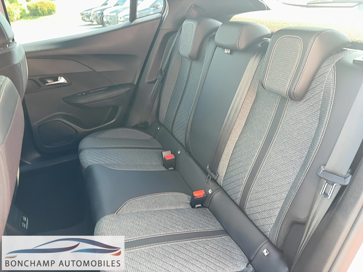 Peugeot 2008 II 2019 1.2I PURETECH 12V S&S – 100 ALLURE — photo 11