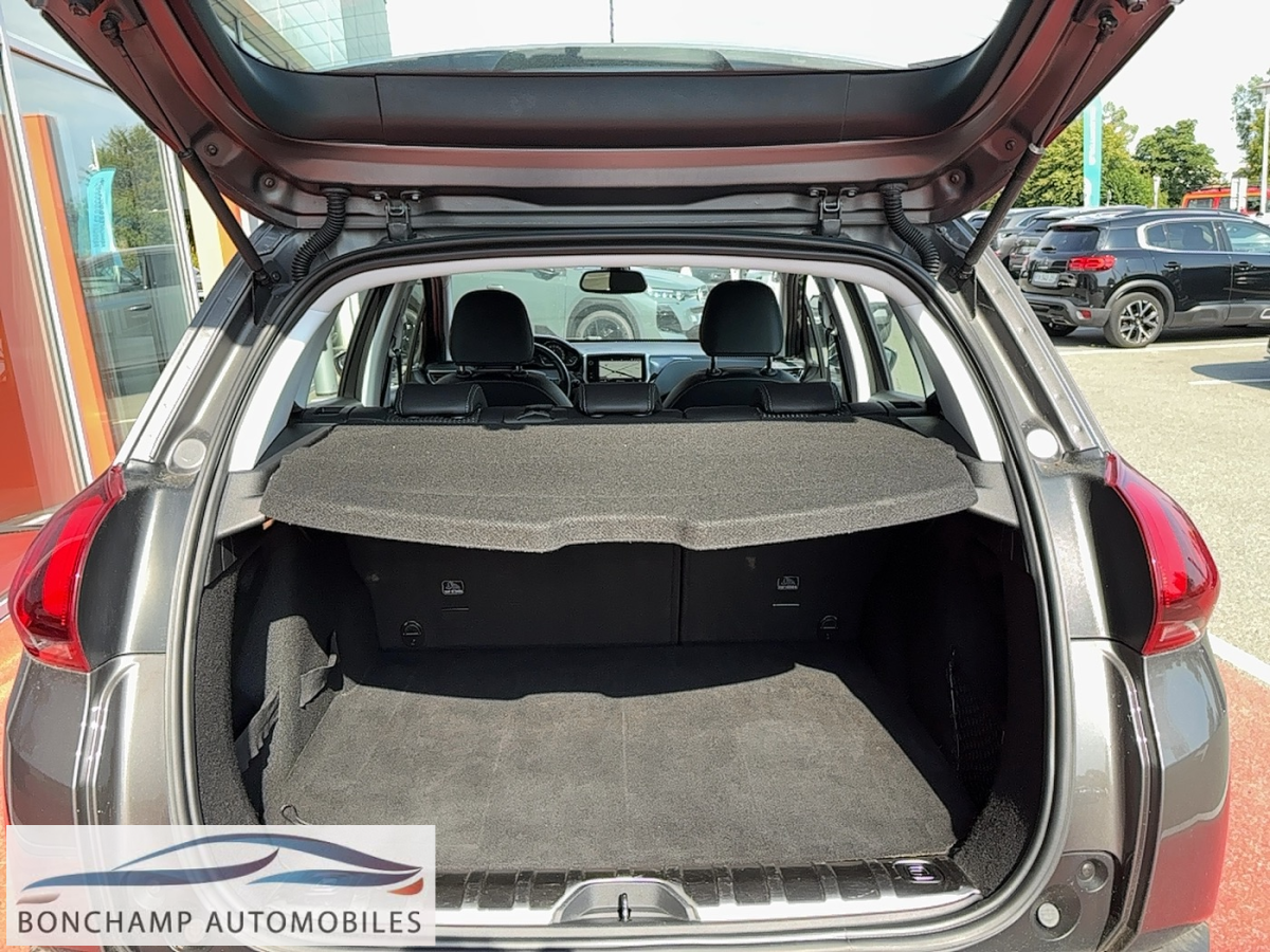 Peugeot 2008 1.5 BLUEHDI S&S – 120 – BV EAT6 ALLURE — photo 9