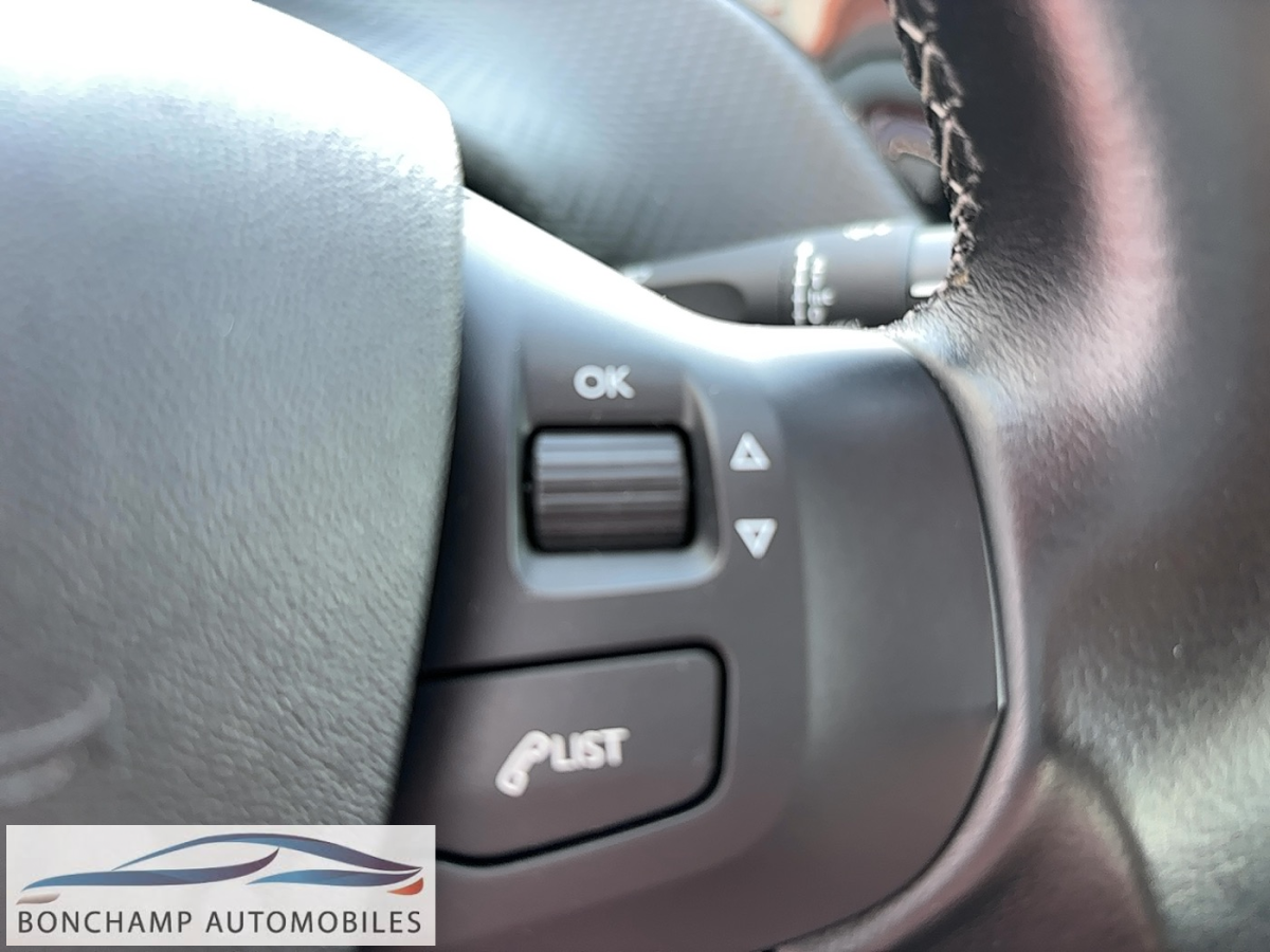 Peugeot 2008 1.5 BLUEHDI S&S – 120 – BV EAT6 ALLURE — photo 14