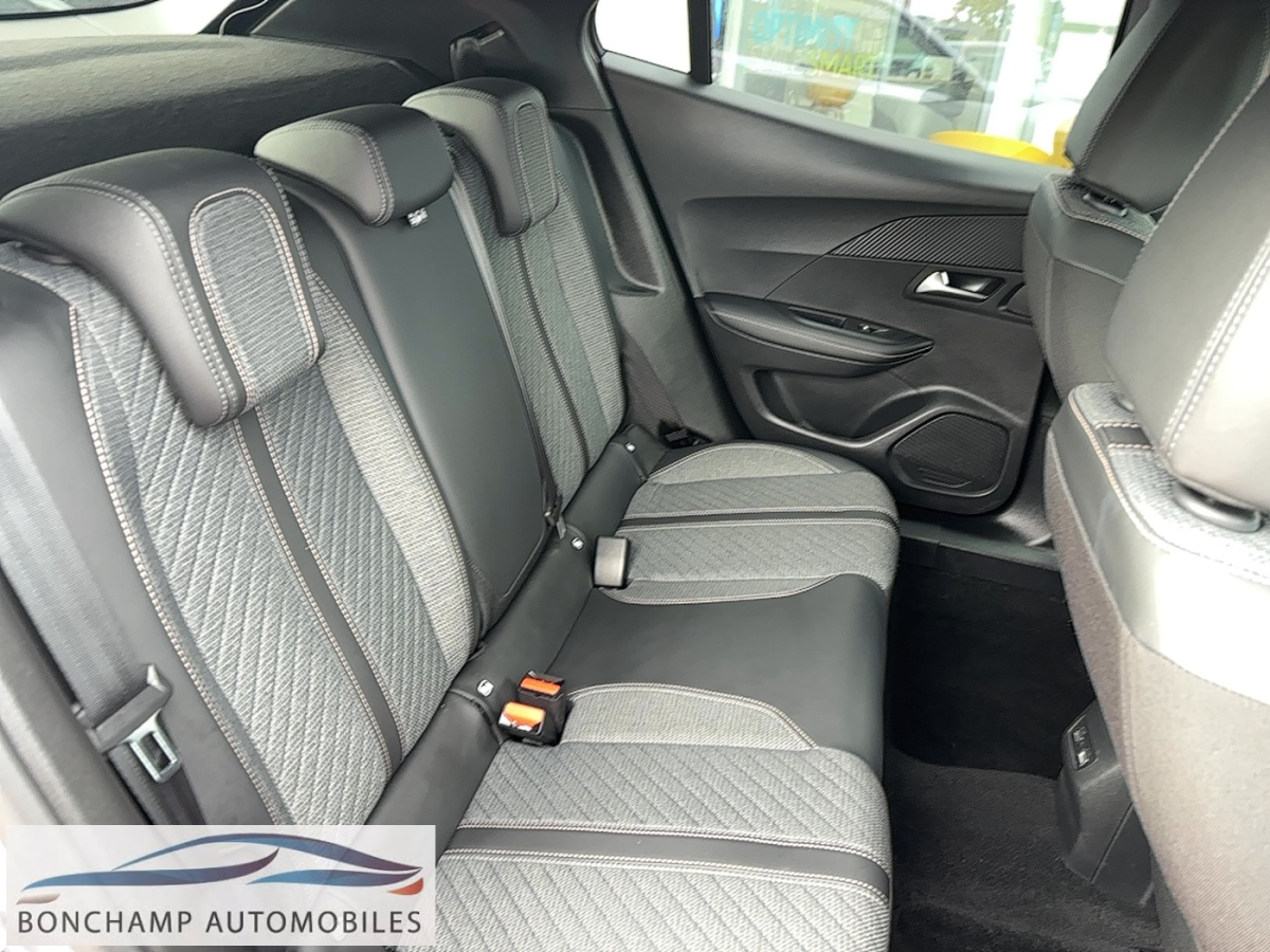 Peugeot 2008 II 2019 1.2I PURETECH 12V S&S – 100 ALLURE — photo 10