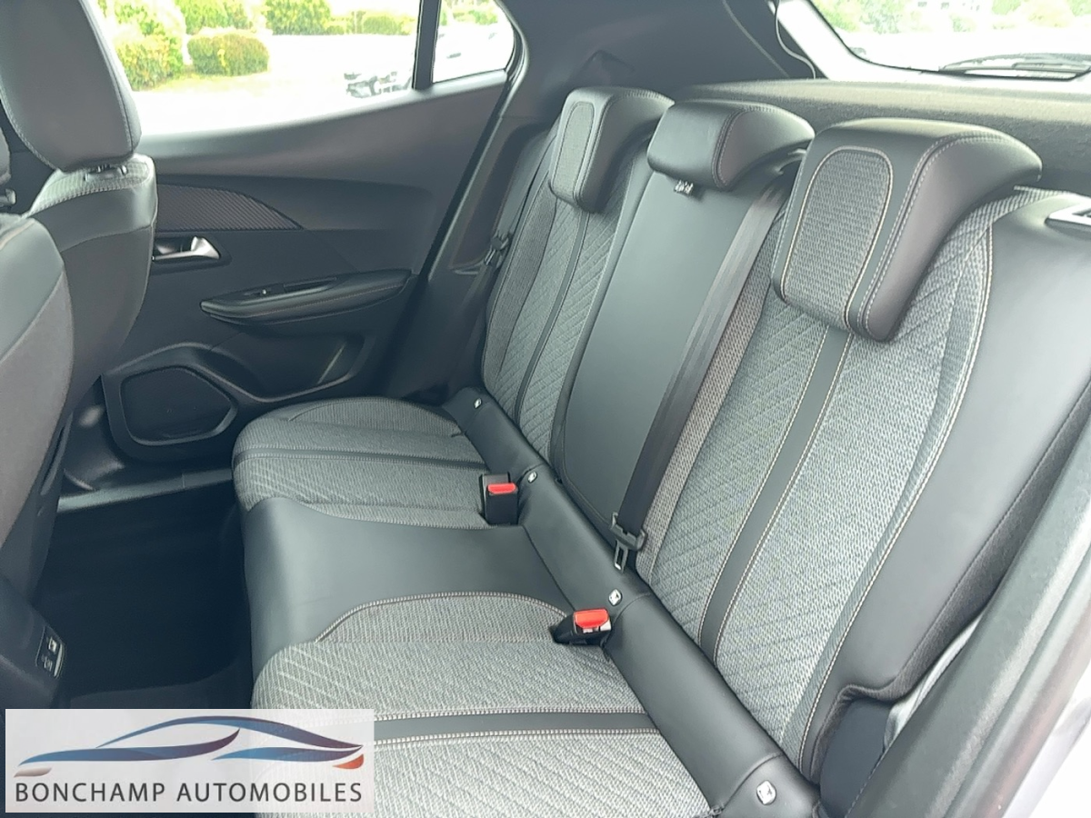 Peugeot 2008 II 2019 1.2I PURETECH 12V S&S – 100 ALLURE — photo 12