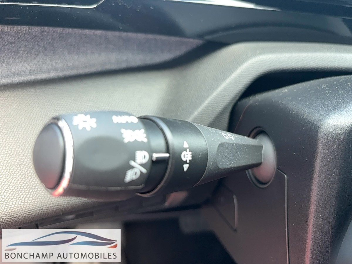 Peugeot 308 III SW 2021 1.5 BLUEHDI S&S – 130 – BV EAT8 ALLURE — photo 21