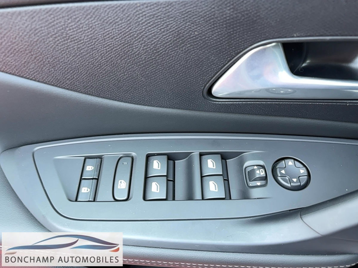 Peugeot 308 III SW 2021 1.5 BLUEHDI S&S – 130 – BV EAT8 ALLURE — photo 18