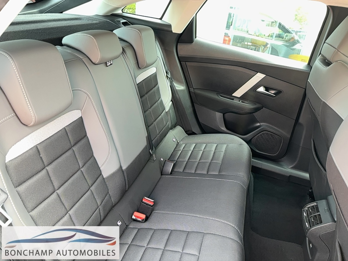 Citroën C4 (3) Hybride 136 e-DSC6 PLUS — photo 9