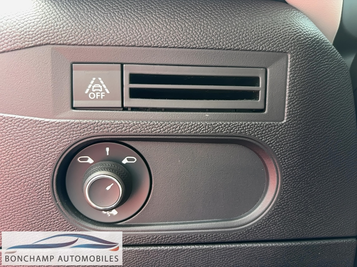 Ds DS3 CROSSBACK E-TENSE – 136 RIVOLI — photo 17