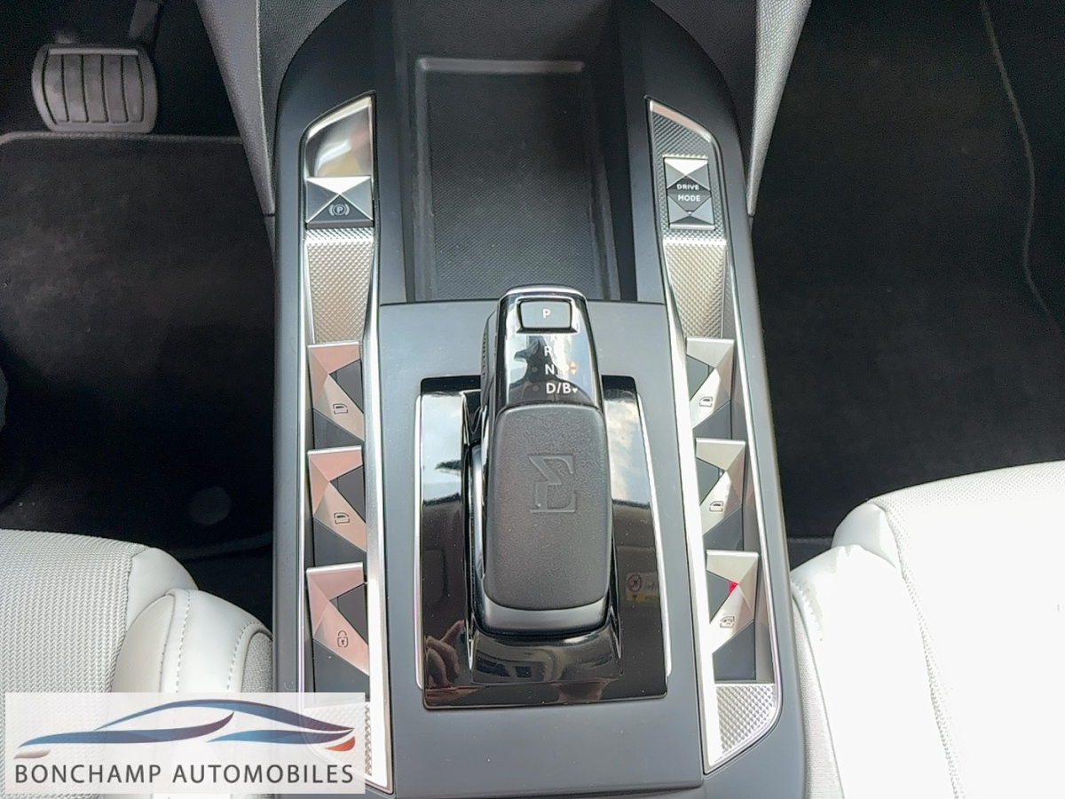 Ds DS3 CROSSBACK E-TENSE – 136 RIVOLI — photo 18