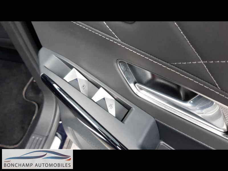 Ds DS7 CROSSBACK E-TENSE – 300 – 4X4 RIVOLI — photo 11