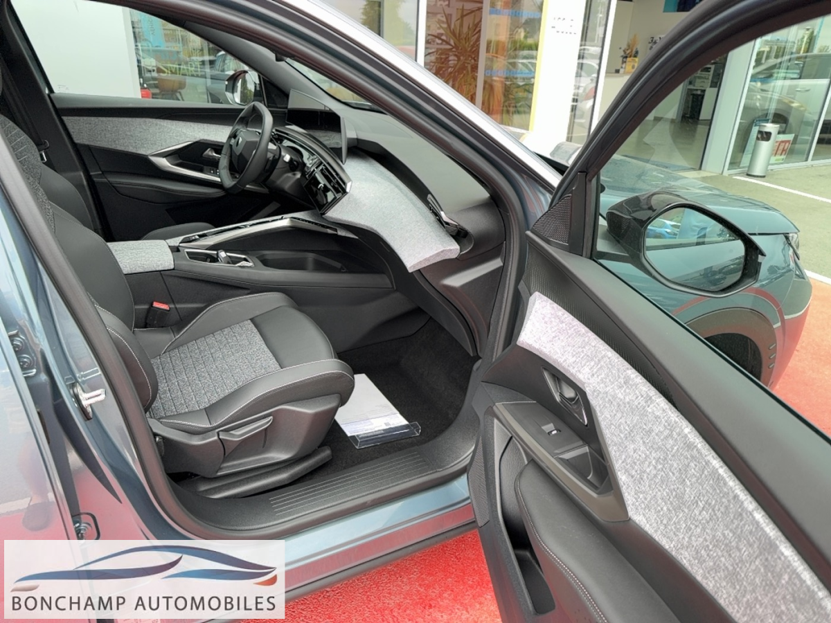 Peugeot 3008 III 2024 1.2I HYBRID -136 – BV E-DCS6 ALLURE — photo 7