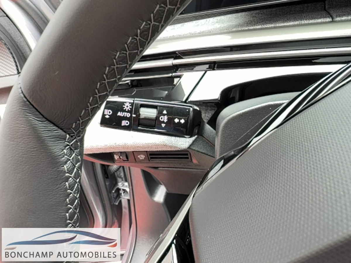 Peugeot 3008 (3) 1.2 HYBRID 145 E-DCS6 ALLURE — photo 15