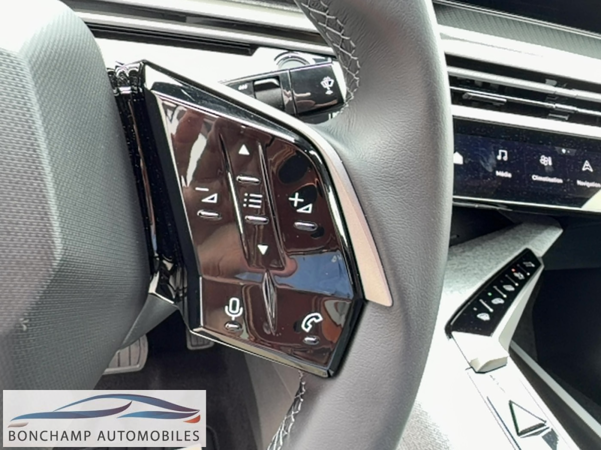 Peugeot 3008 (3) 1.2 HYBRID 145 E-DCS6 ALLURE — photo 18