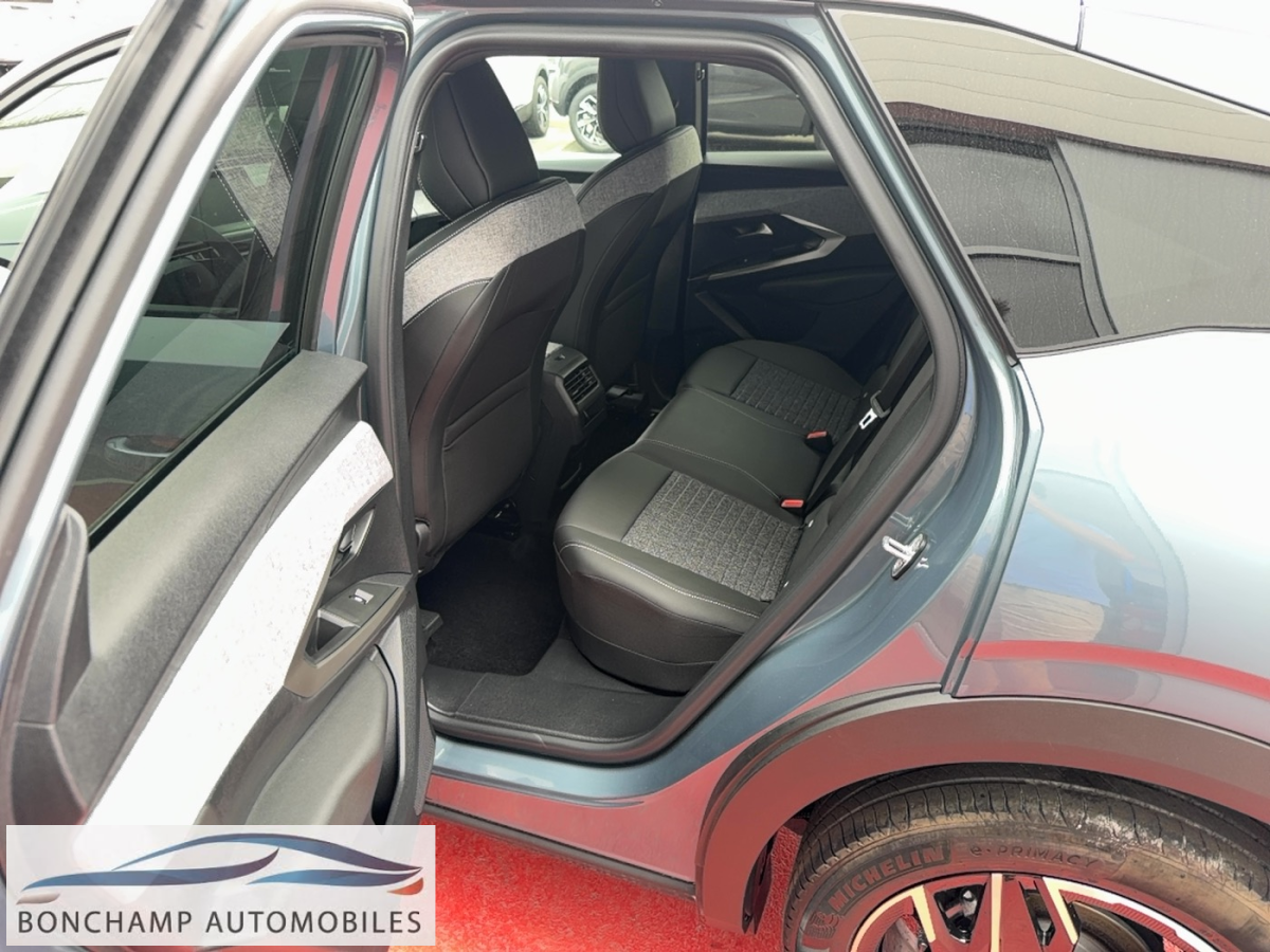 Peugeot 3008 III 2024 1.2I HYBRID -136 – BV E-DCS6 ALLURE — photo 11