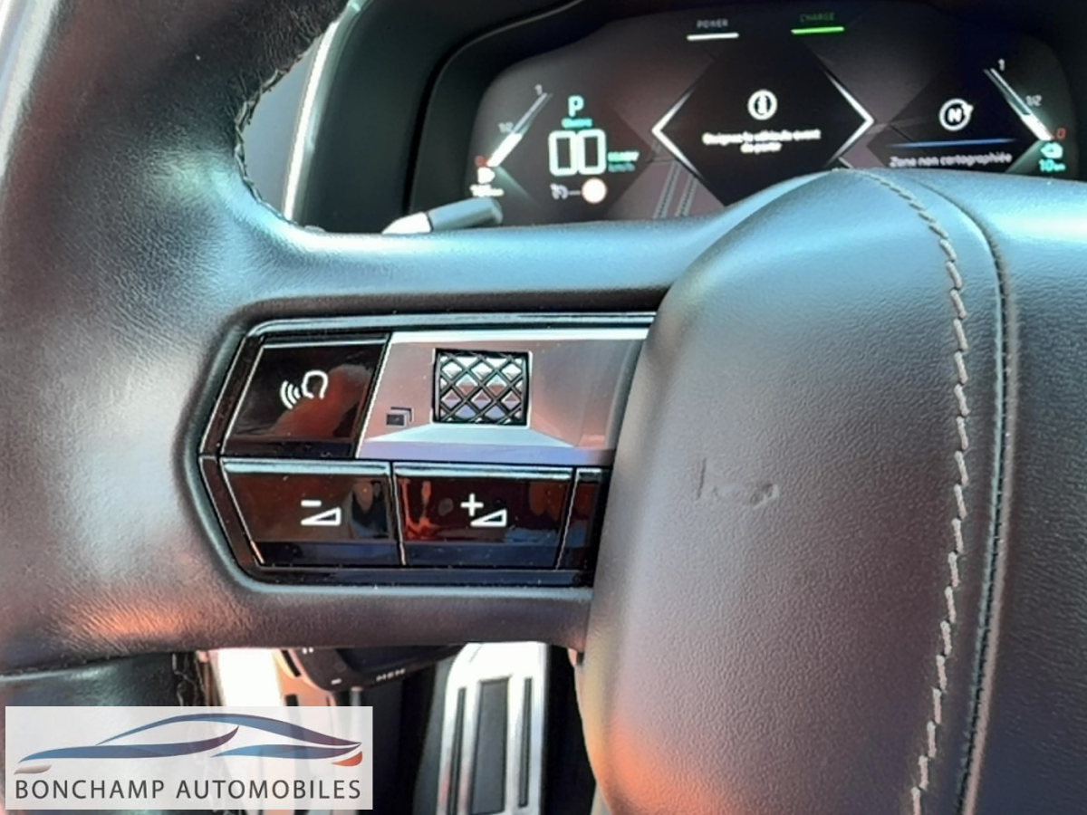 Ds DS 7 Crossback E-TENSE 4×4 300 RIVOLI — photo 18