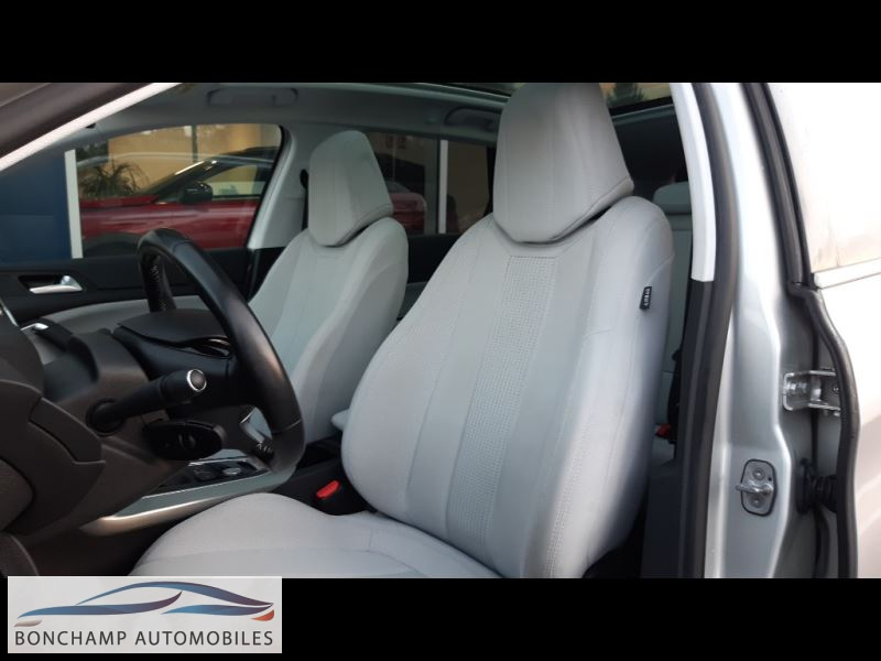 Peugeot 308 SW (2) 1.6 BlueHDi 120 S&S EAT6 Allure — photo 10