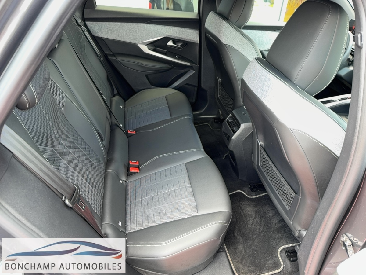 Peugeot 3008 III 2024 1.2I HYBRID -136 – BV E-DCS6 GT — photo 9