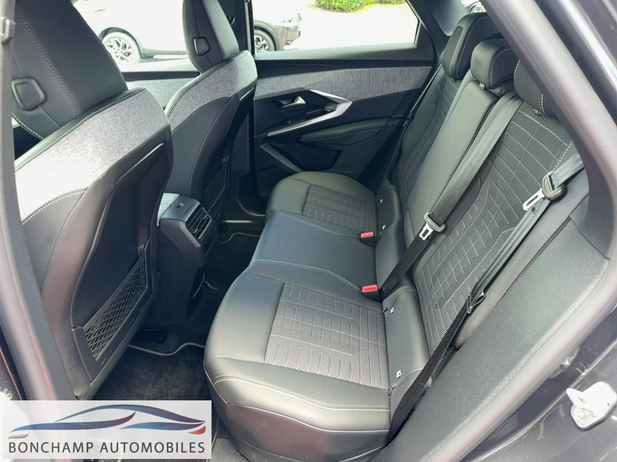 Peugeot 3008 III 2024 1.2I HYBRID -136 – BV E-DCS6 GT — photo 12