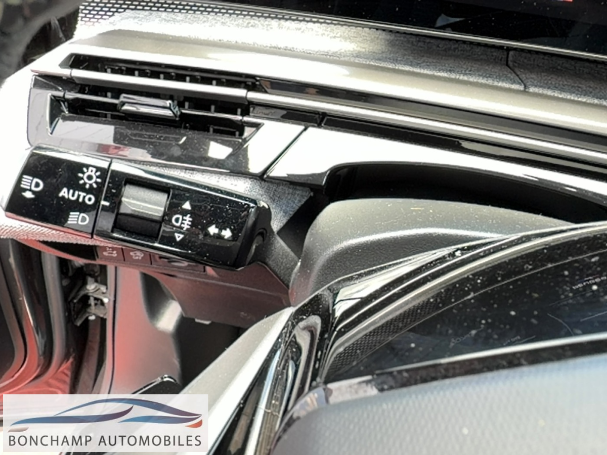 Peugeot 3008 III 2024 1.2I HYBRID -136 – BV E-DCS6 GT — photo 17