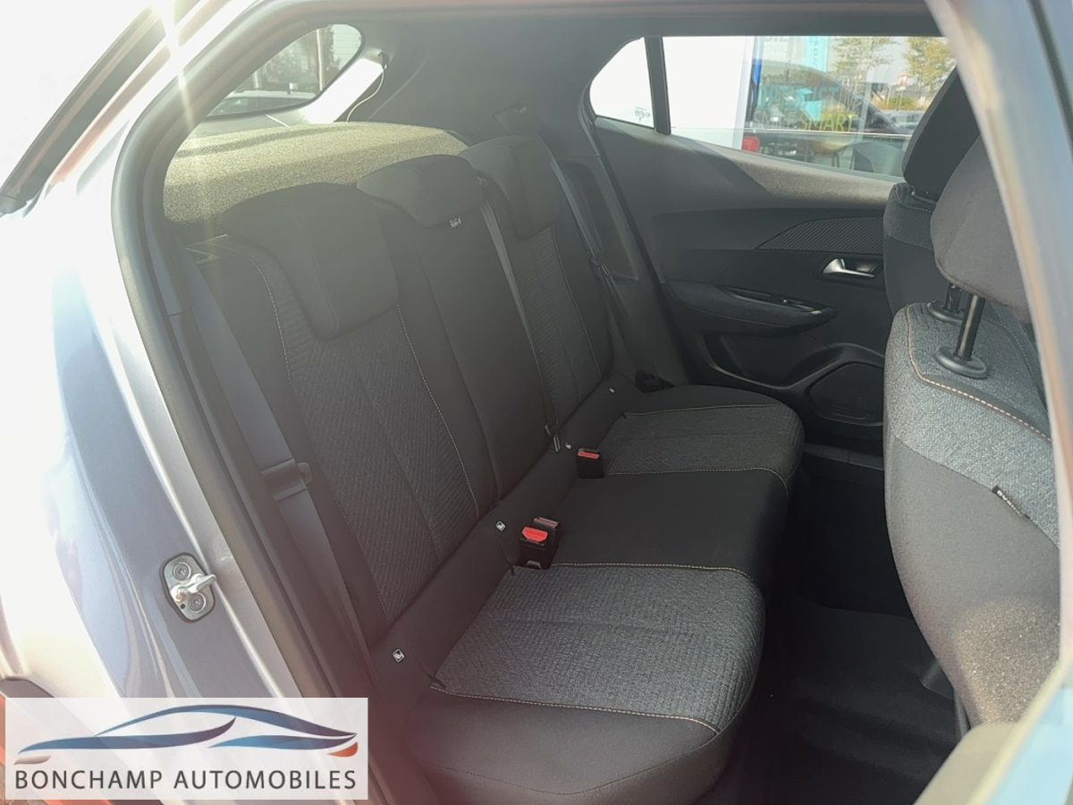 Peugeot 2008 (2) 100 ch STYLE — photo 11
