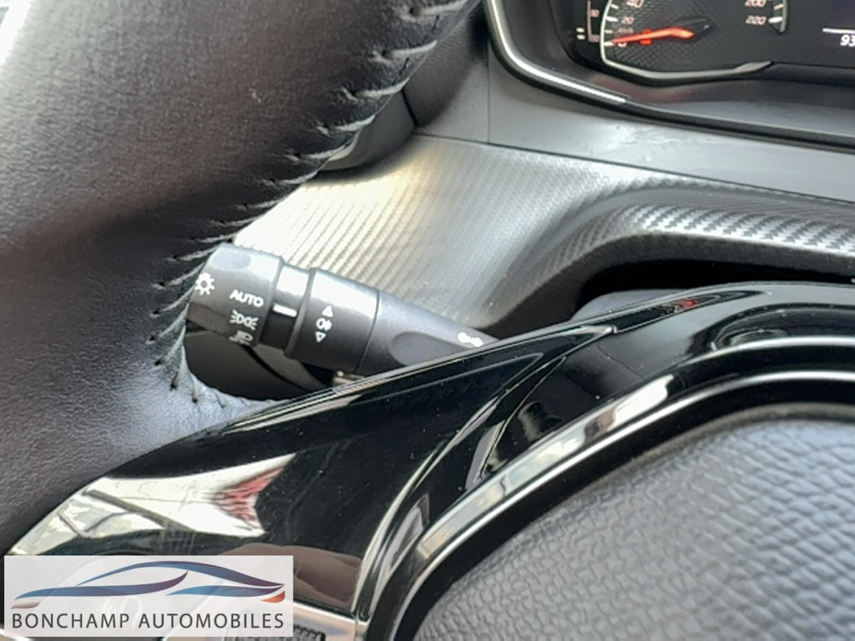 Peugeot 2008 (2) 100 ch STYLE — photo 15