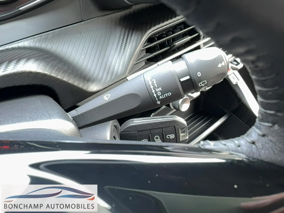 Peugeot 2008 (2) 100 ch STYLE — photo 17