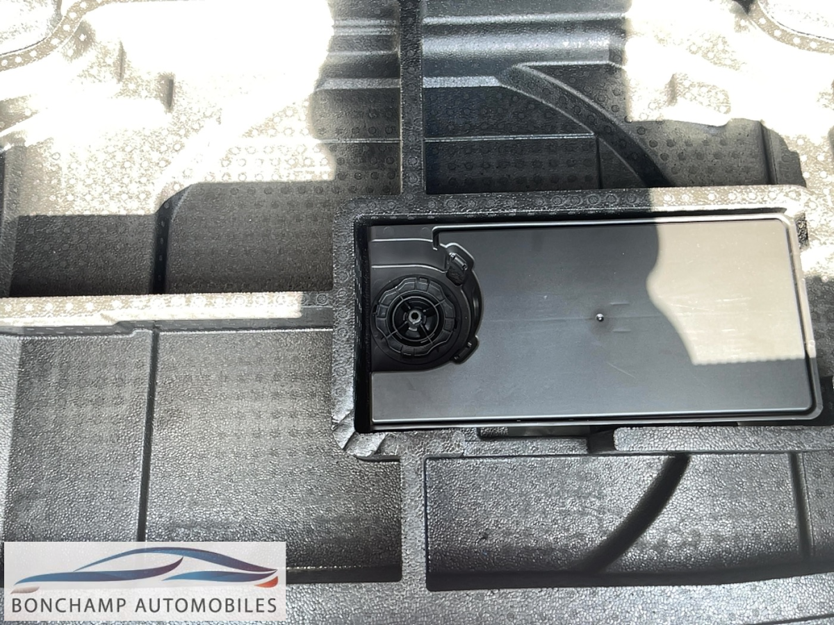 Peugeot 308 (3) Hybrid 145 e-DCS6 ALLURE — photo 36
