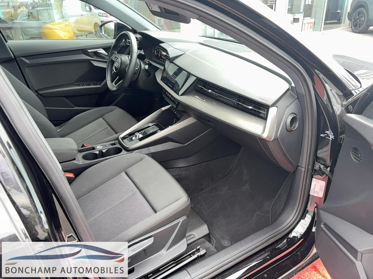 Audi A3 Sportback (4) 30 TFSI MHEV S Tronic 110 Business Line — photo 10